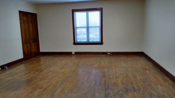 69 E First St, Crossville, TN 38555